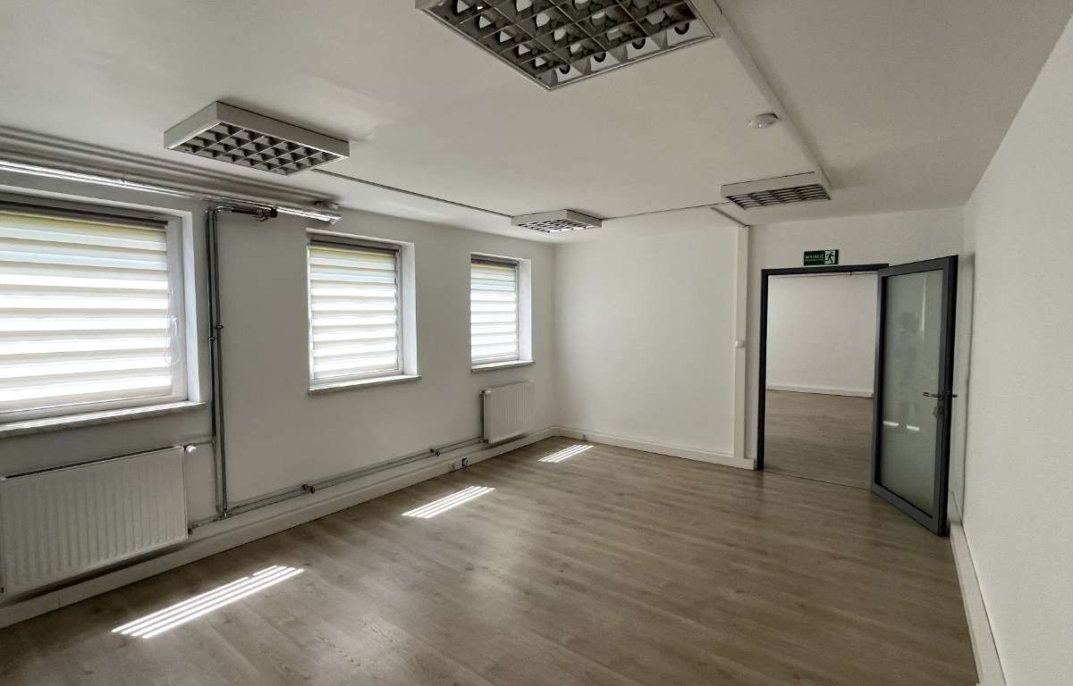 Lokal użytkowy do wynajęcia, Zabrze, 96.5 m2